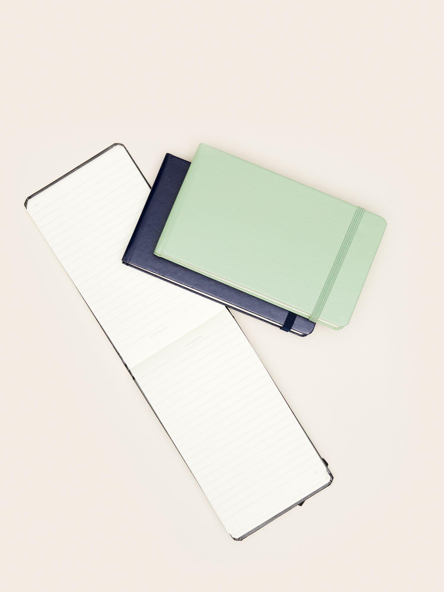 MERCHERY_Hard cover notepad_together_top.jpg