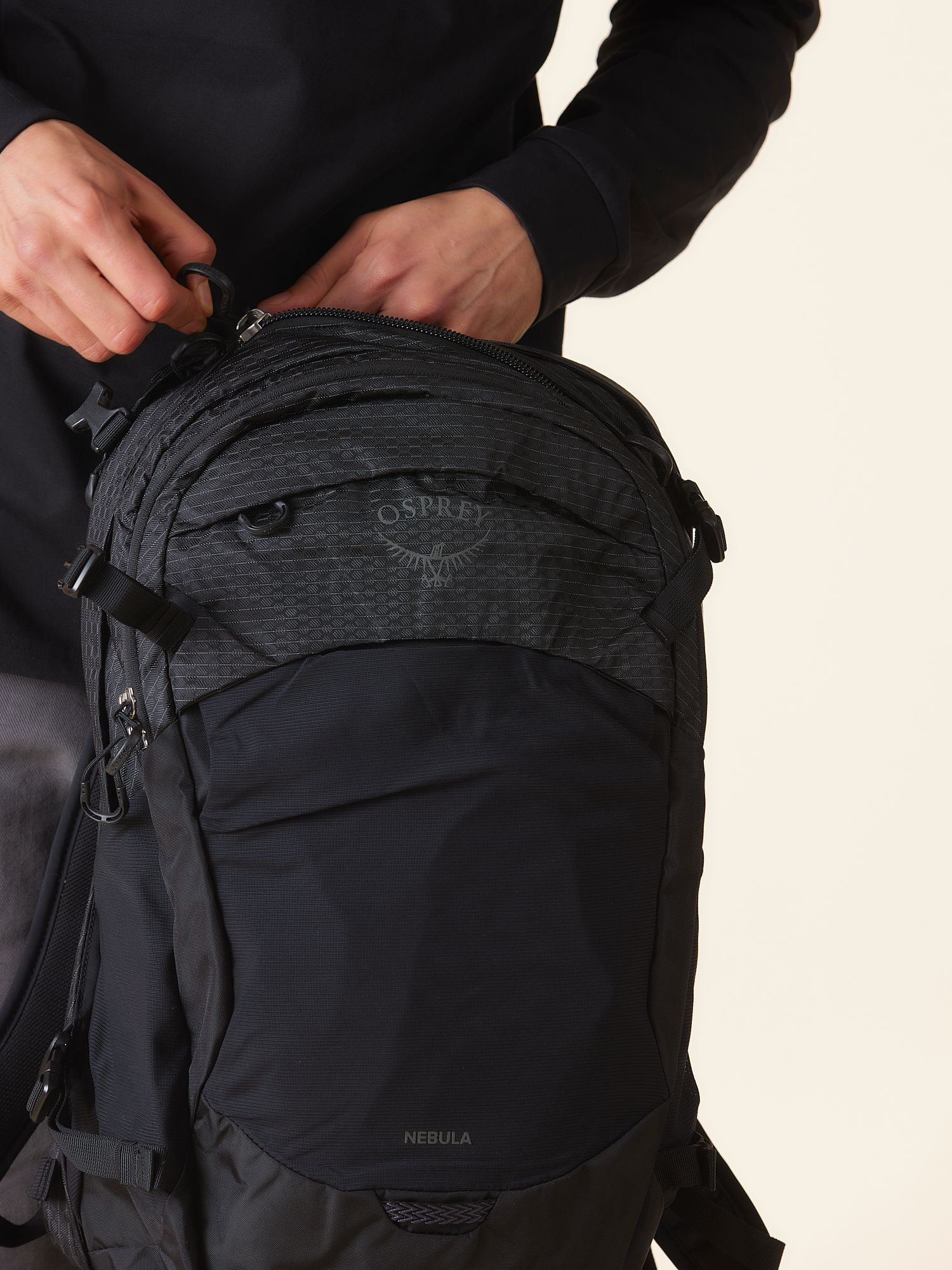 MERCHERY_APRIL_23_10942_Osprey_everyday_backpack_black_3_1_c1a29e2540.jpg