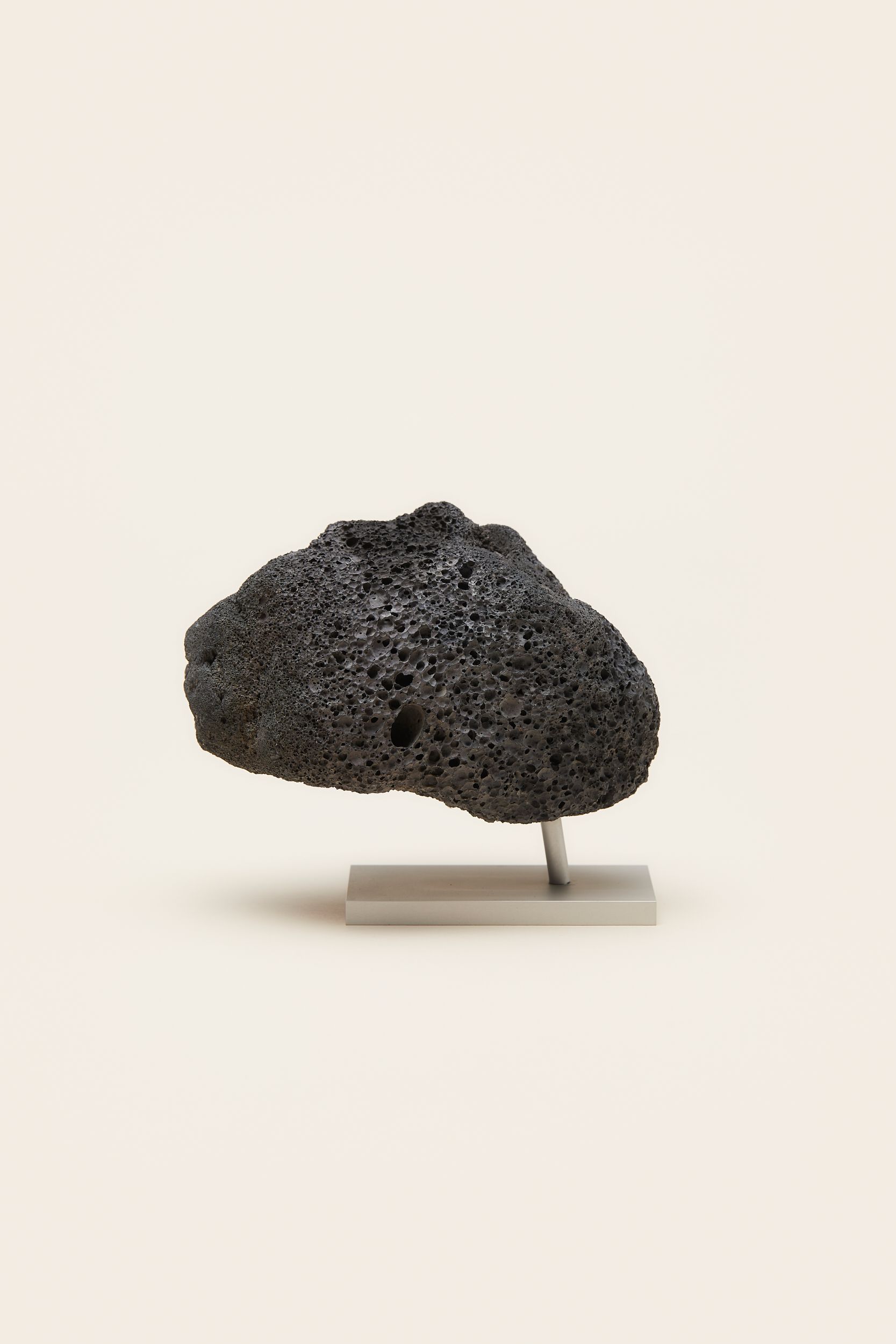 MERCHERY_FEB_Lava rock diffuser_base.jpeg