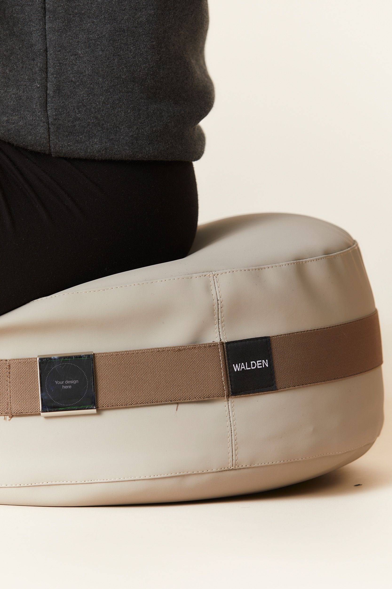 https://us.merchery.co/cms/uploads/MERCHERY_FEB_Walden_meditation_cushion_clay_closeup_aacf5505e8.jpg