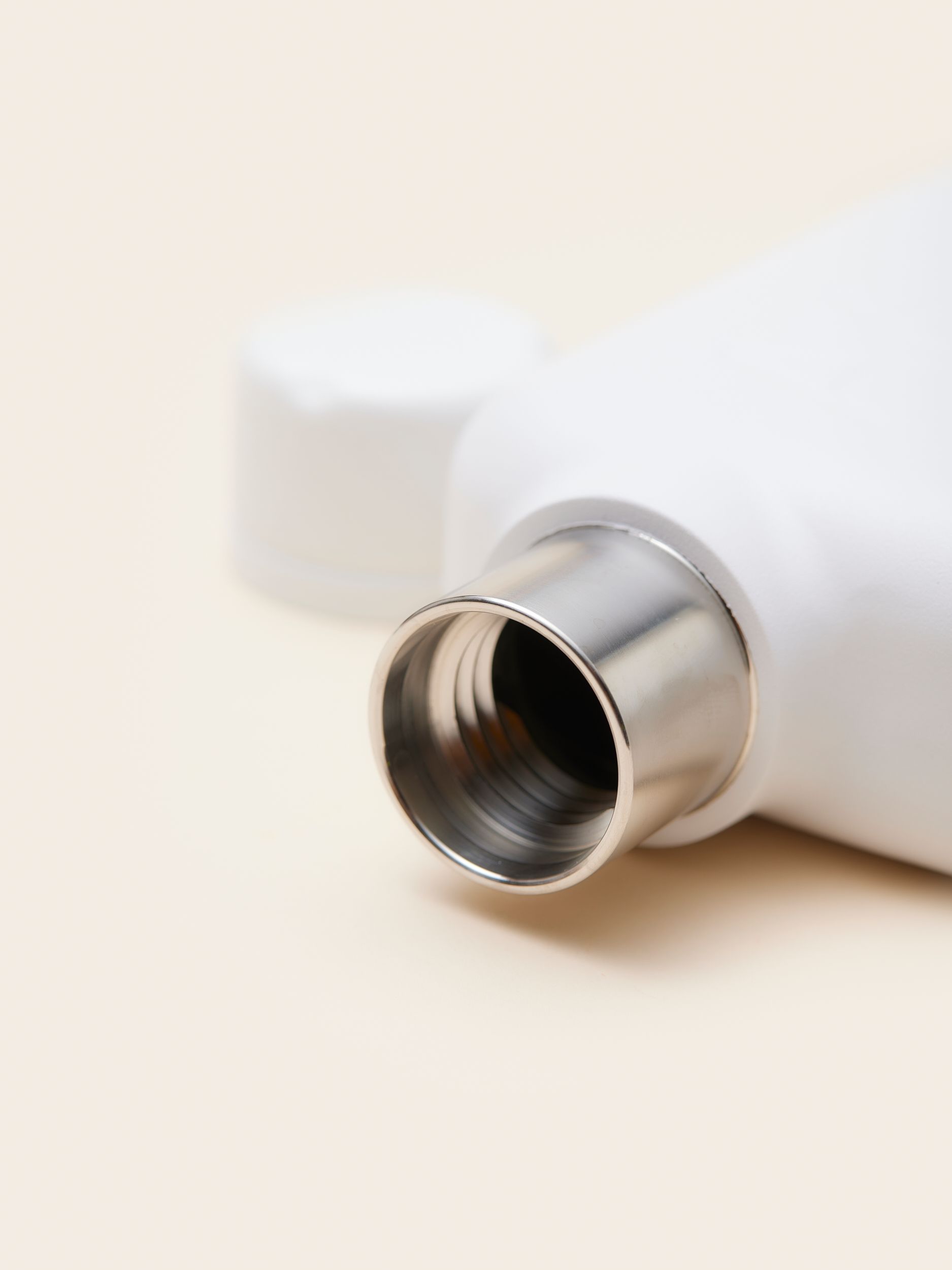 MERCHERY_Memobottle_stainless_steel_A6_closeup_1b114c227f.jpg