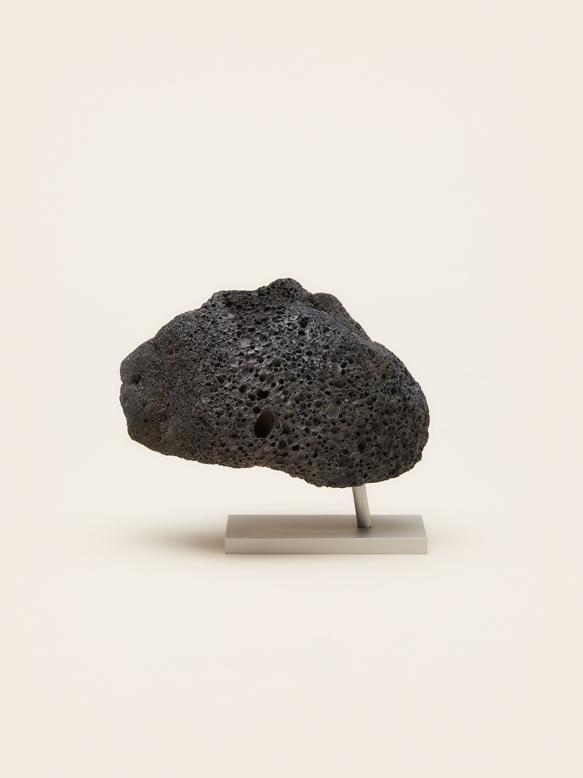 WALDEN LAVA ROCK DIFFUSER.jpg