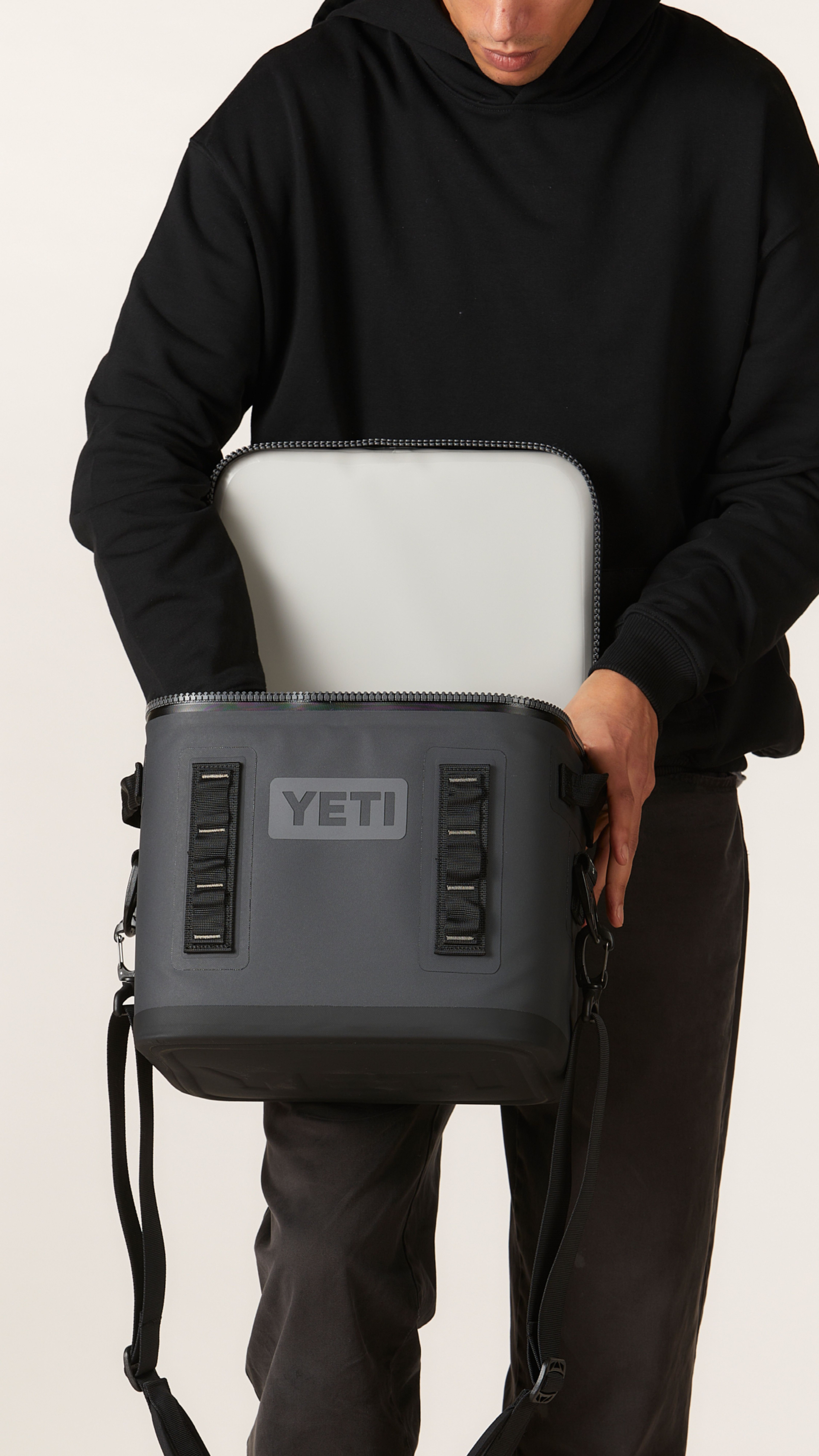 yeti_cooler2_cd26c0e5f9.jpg