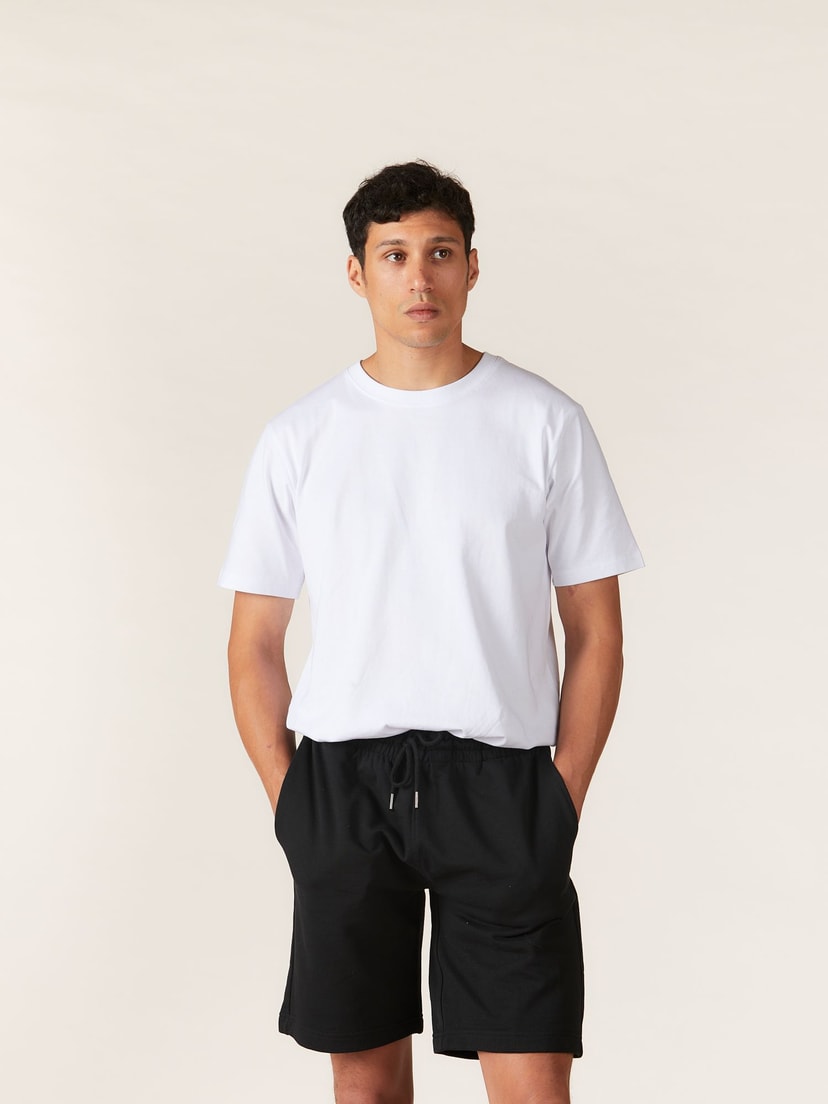 MERCHERY_Jogger shorts_black_M_front-2.jpg