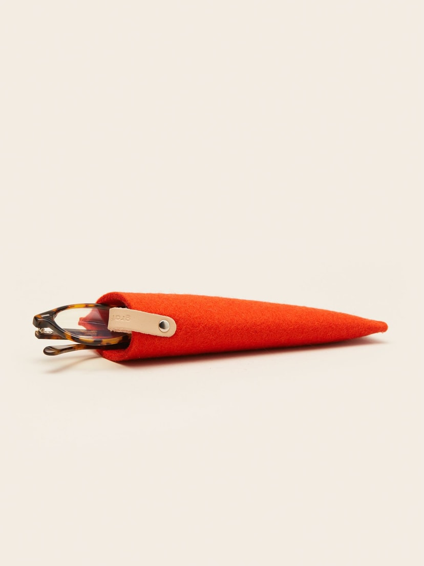 MERCHERY_MAY-2022_Felt eyeglass sleeve_red_in situation.jpg