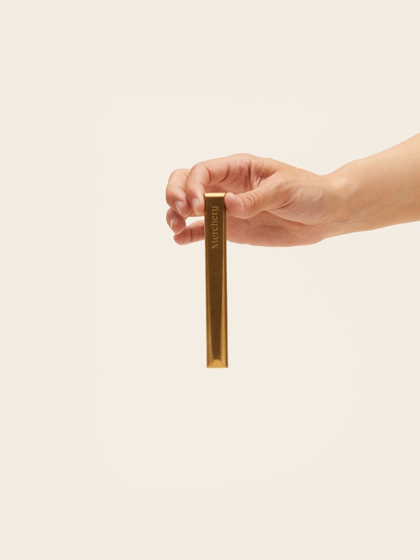 Wavy bottle opener