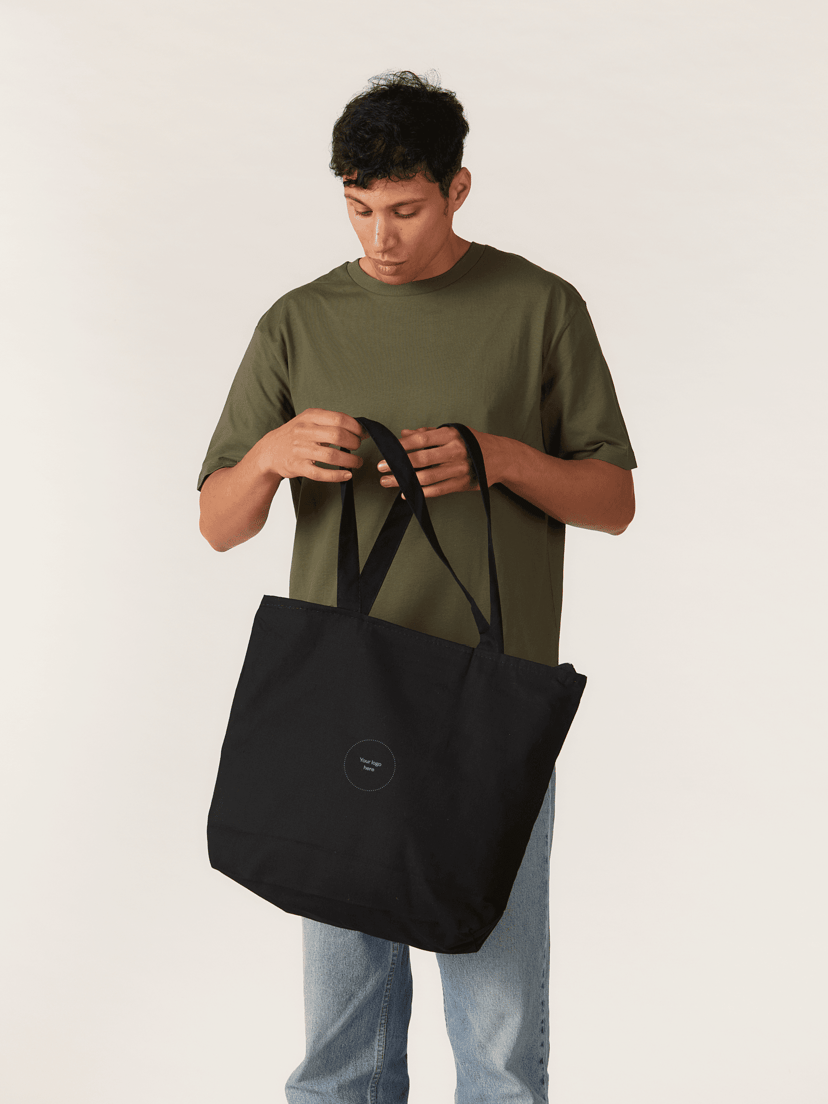 Zip tote