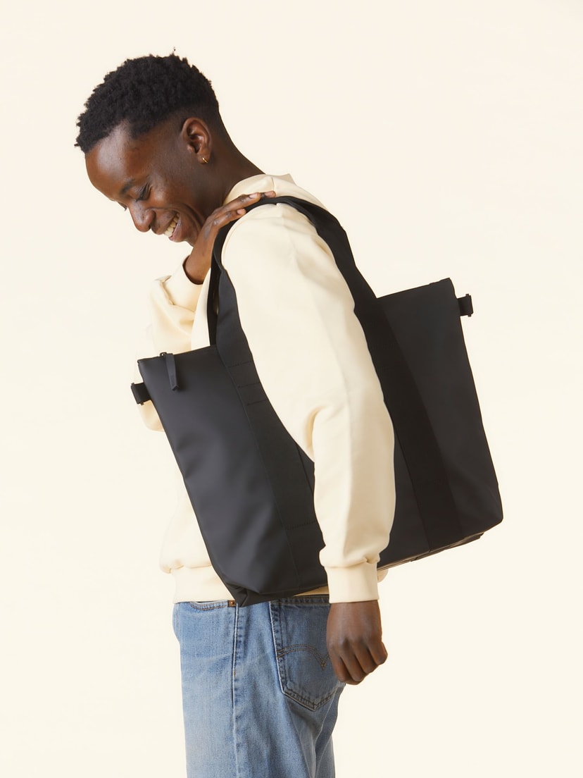 Rains tote