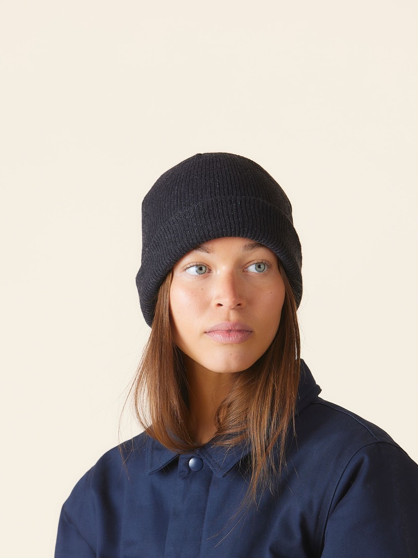 thumbnail_MERCHERY_APRIL23_10509_AS Colour knit beanie_Athletic Heather_Women.jpg