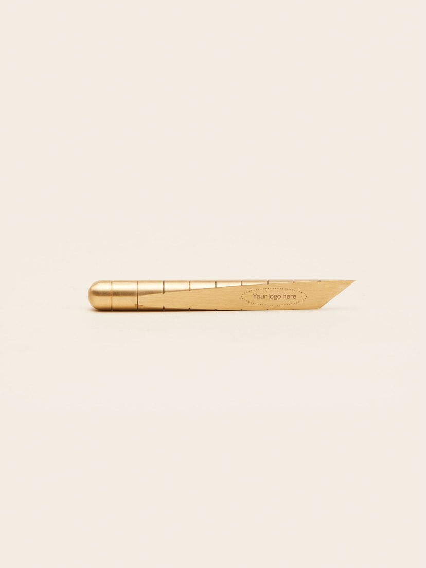 Desk knife