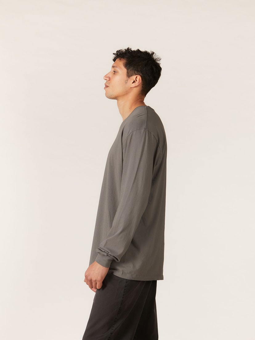 Organic long sleeved t-shirt