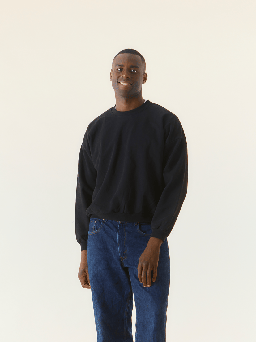 Everybody.World crewneck 